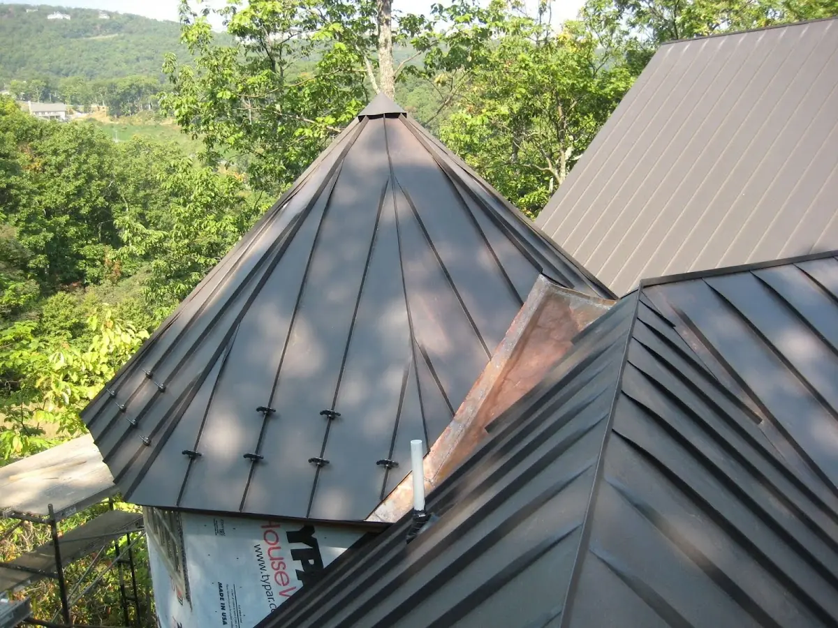 Professional Roof Tarp Installation by Craftsman Roofing in Taftville